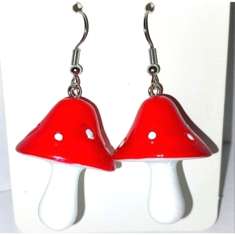 Red mushroom earrings